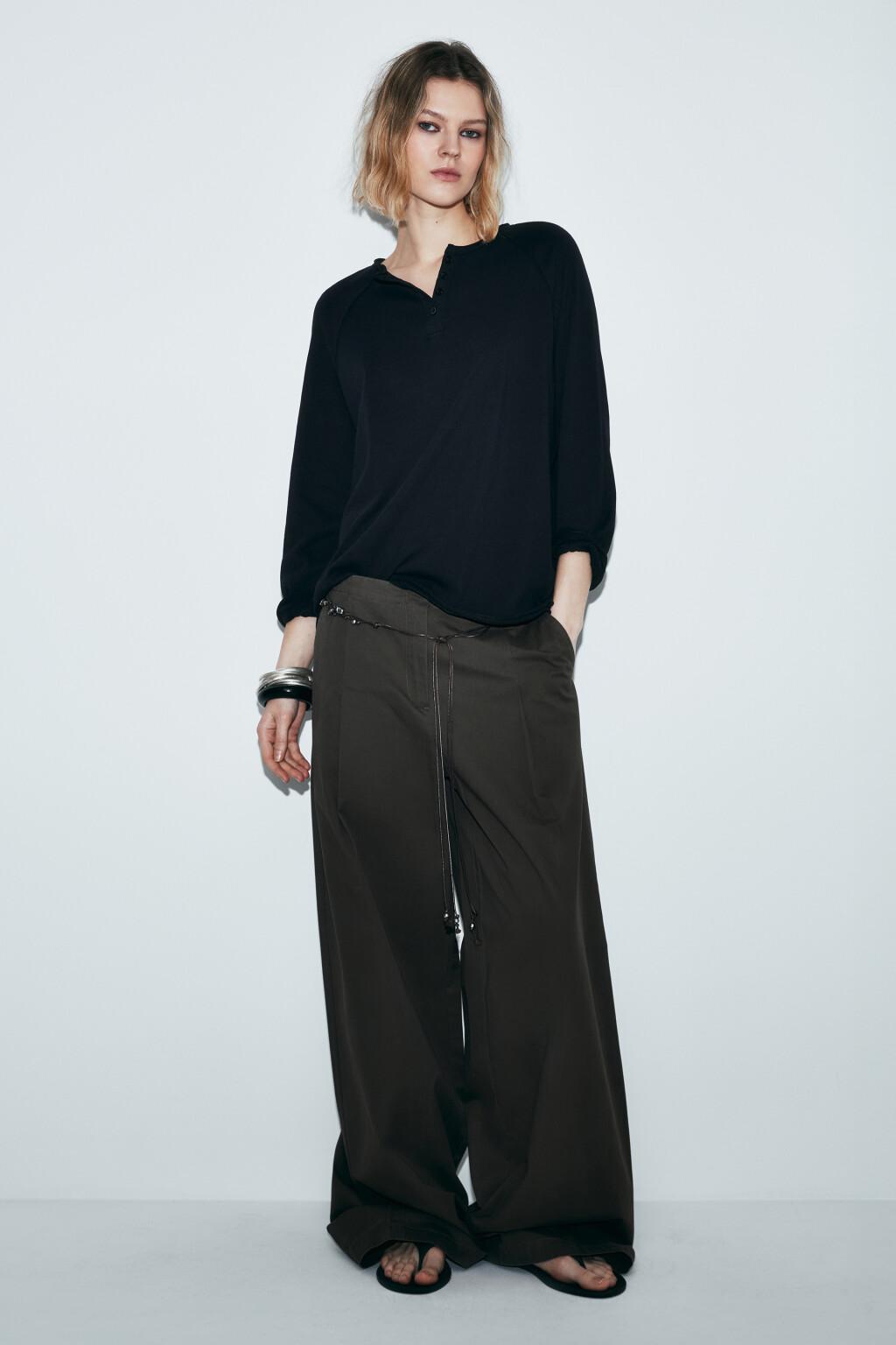 Лонгслив хенли с необработанными краями - цвет черный - 4