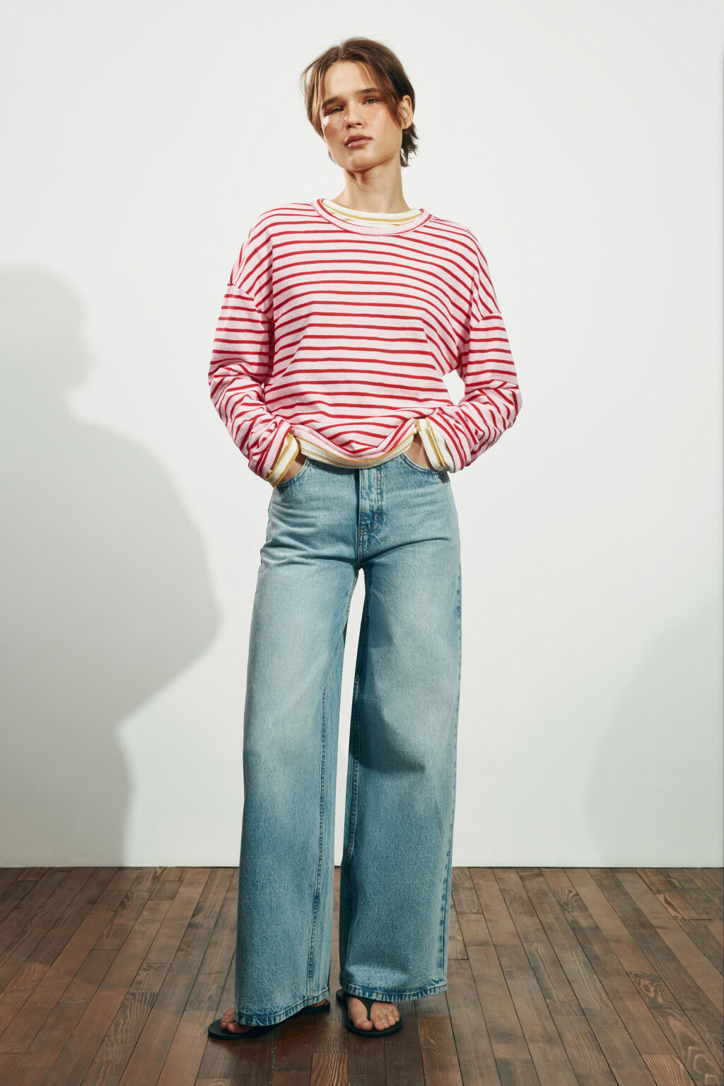 Лонгслив оверсайз в полоску - цвет красный - 4