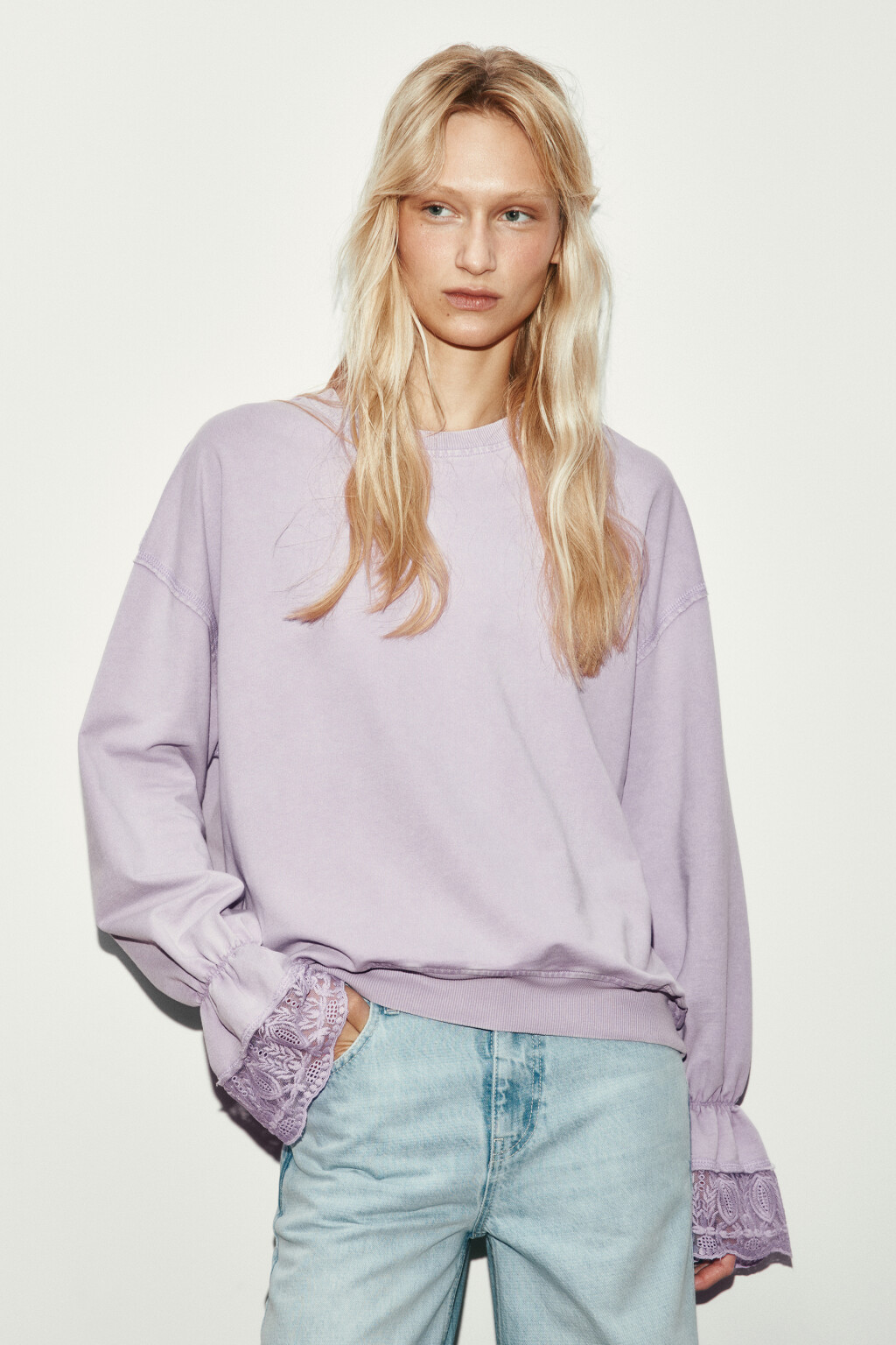 свитшот из футера с кружевными манжетами - цвет сиреневый - 3