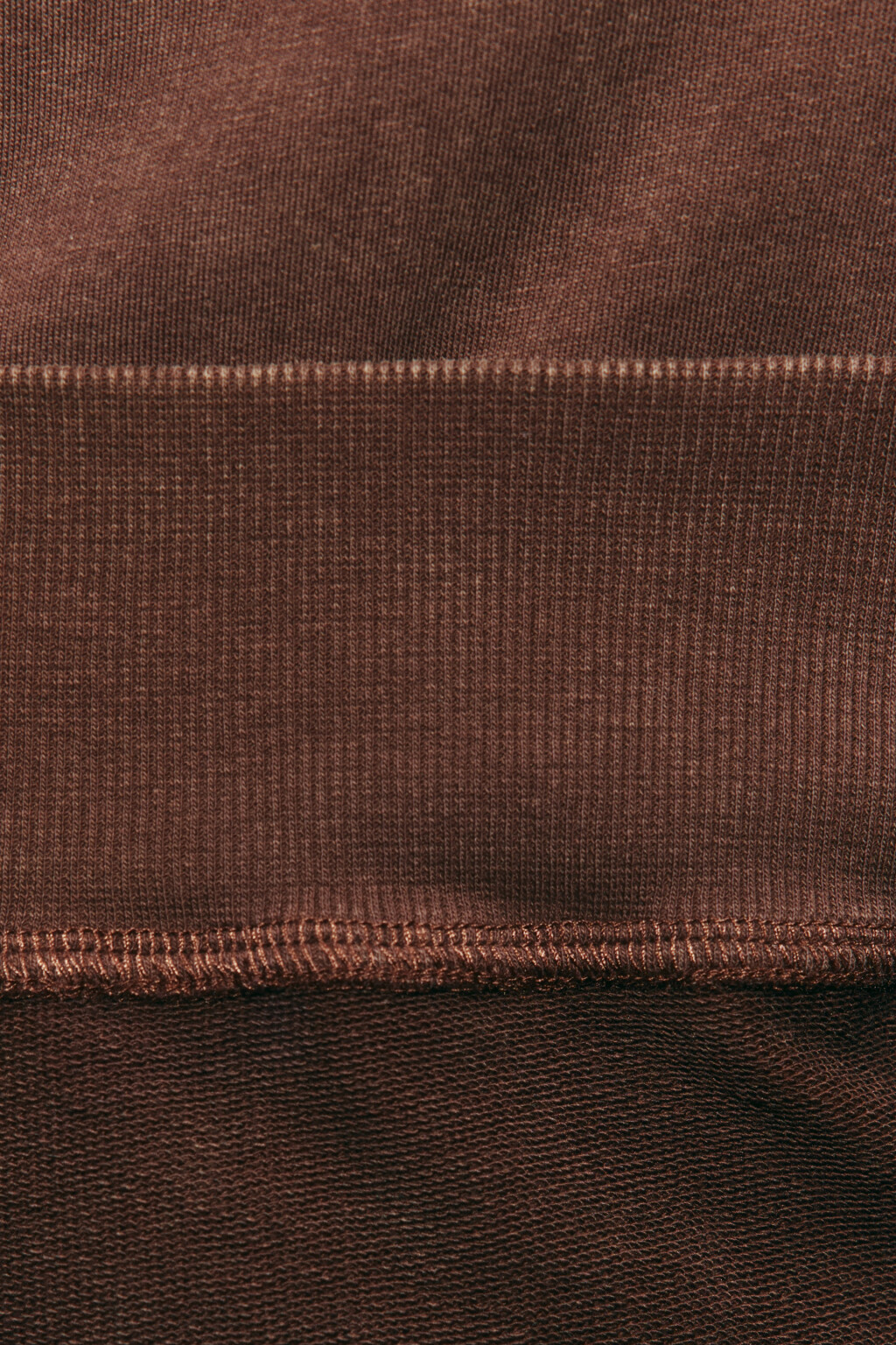 Свитшот из футера с кружевными манжетами - цвет коричневый - 7