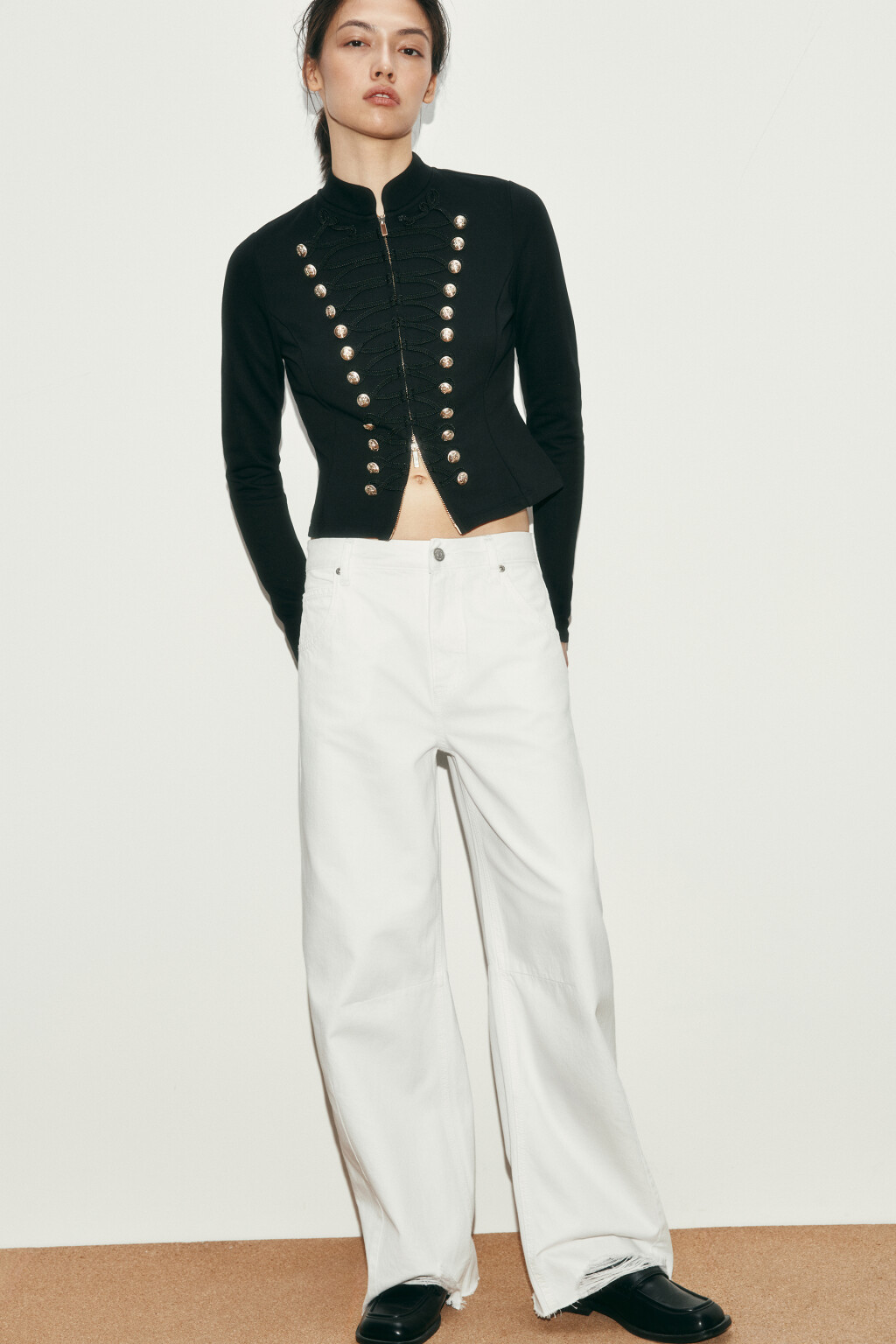 Толстовка на молнии в гусарской стиле с воротником-стойкой - цвет черный - 1