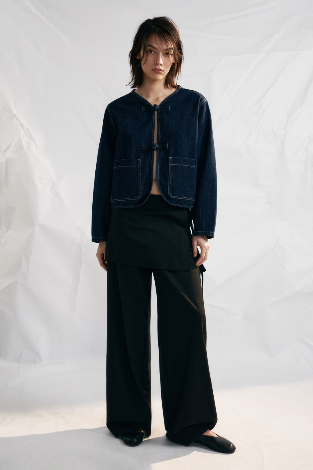 Куртка джинсовая укороченная в китайском стиле - цвет синий - 4