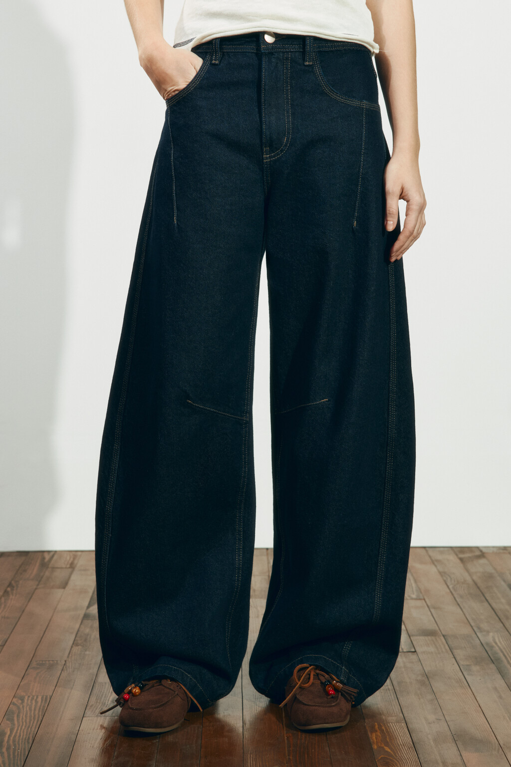 Джинсы barrel fit со средней посадкой - цвет синий - 4