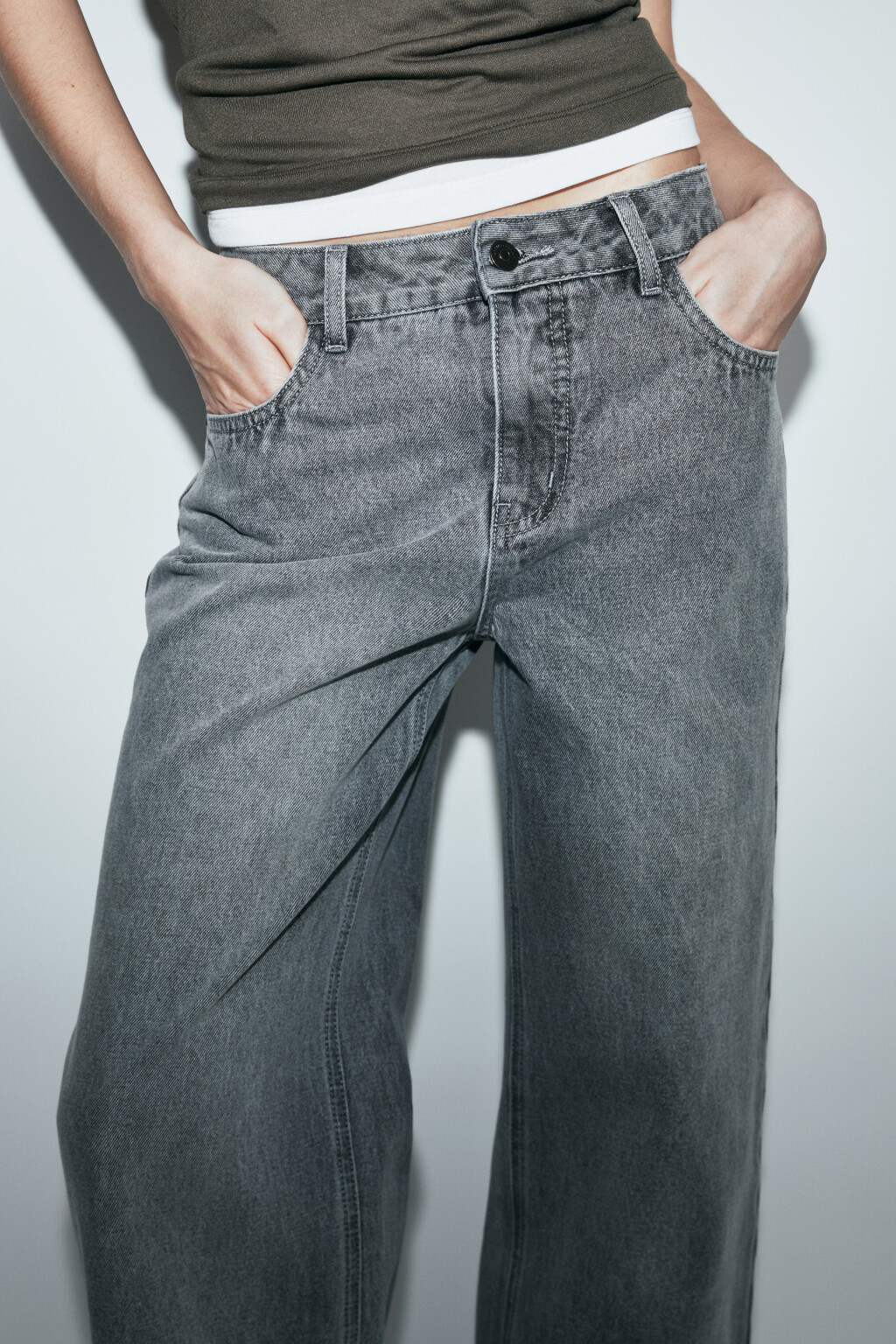 Джинсы straight fit со средней посадкой с подворотами - цвет серый - 6
