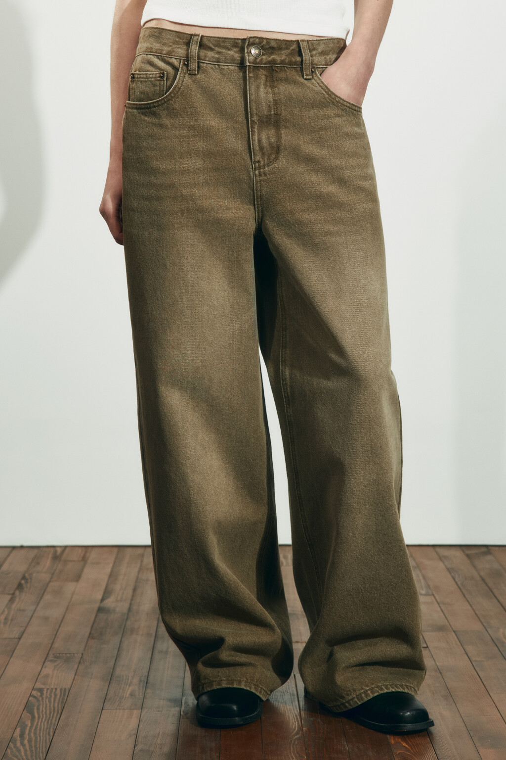 Джинсы baggy fit со средней посадкой и стиркой - цвет зеленый - 2