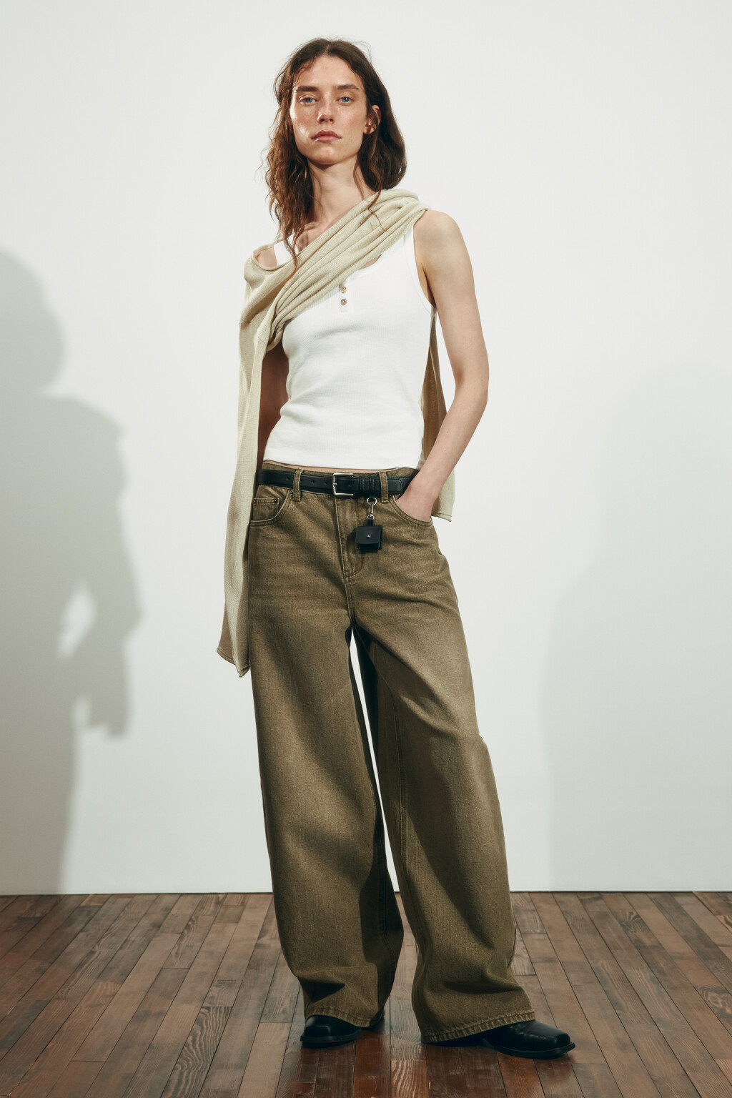 Джинсы baggy fit со средней посадкой и стиркой - цвет зеленый - 4