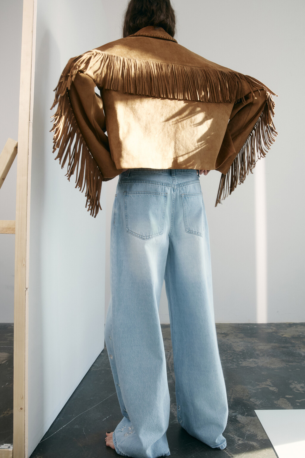 Джинсы wide leg со средней посадкой и вышивкой - цвет голубой - 2