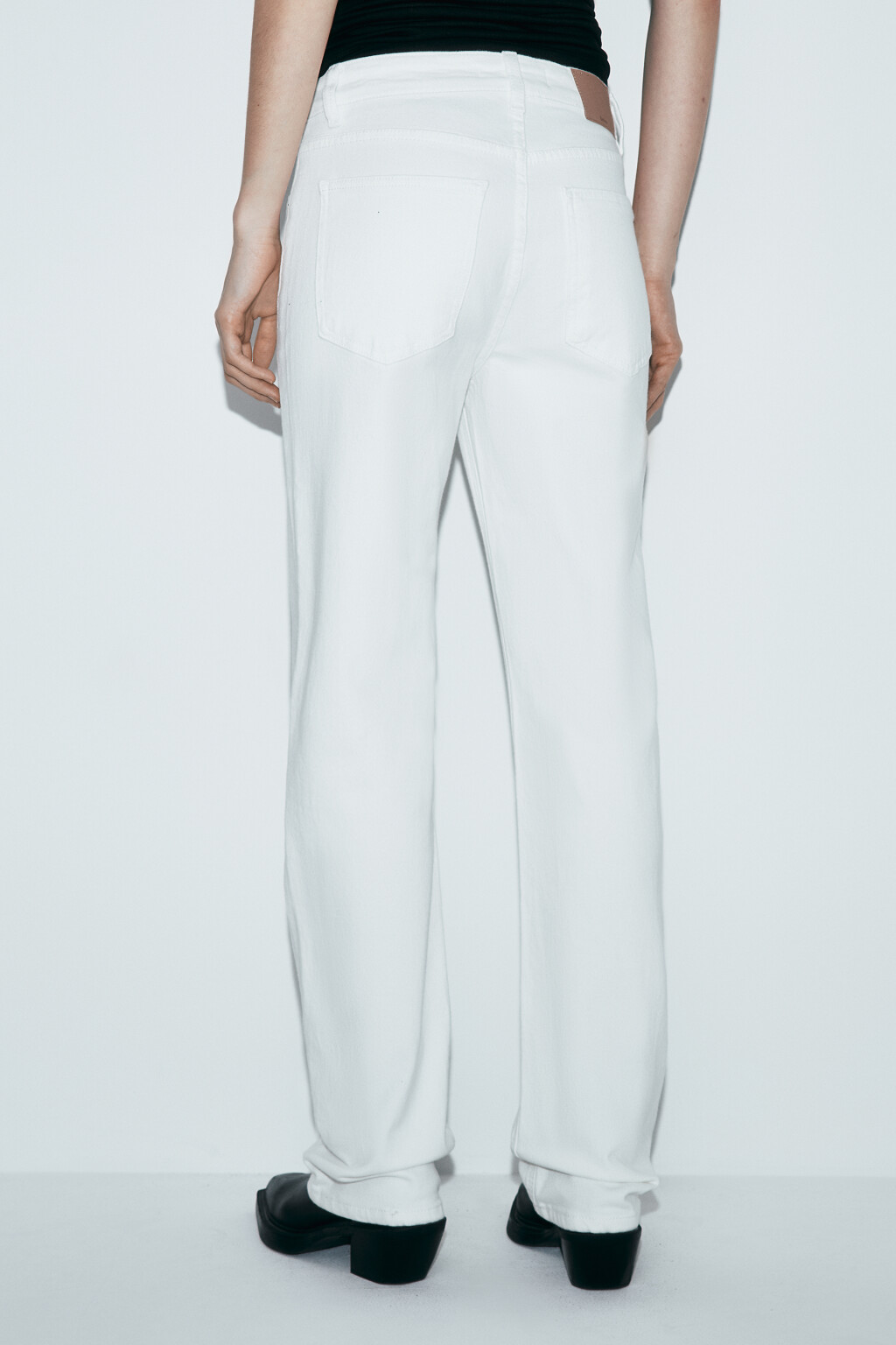 Джинсы straight fit со средней посадкой - цвет белый - 4