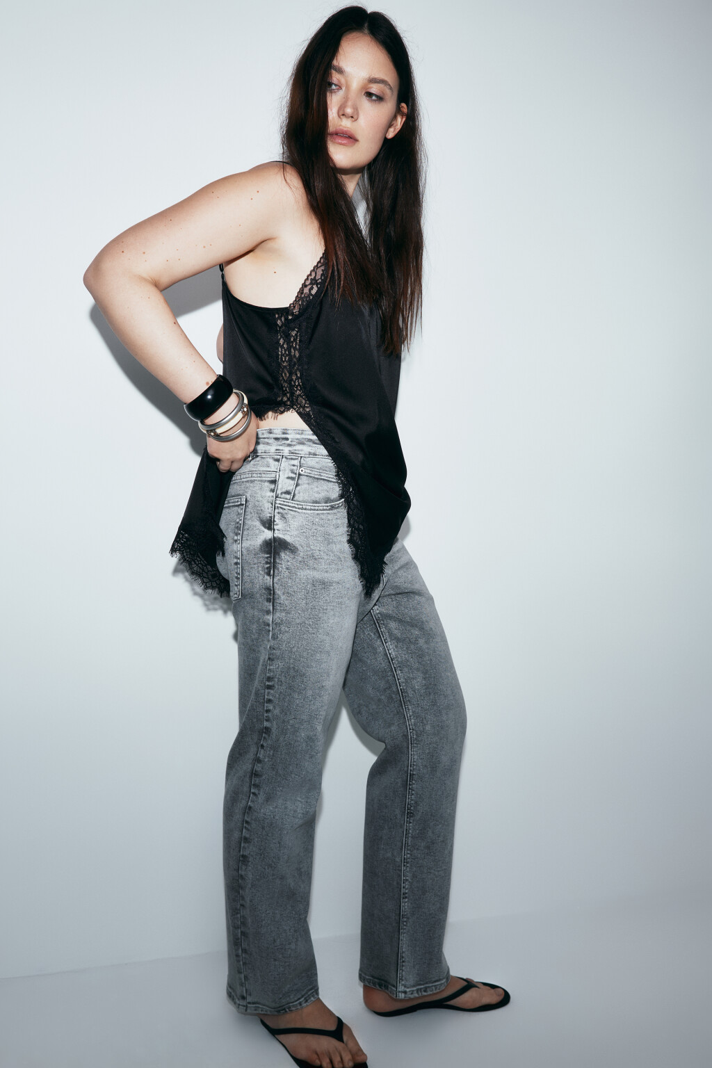 Джинсы straight fit со средней посадкой - цвет серый - 1