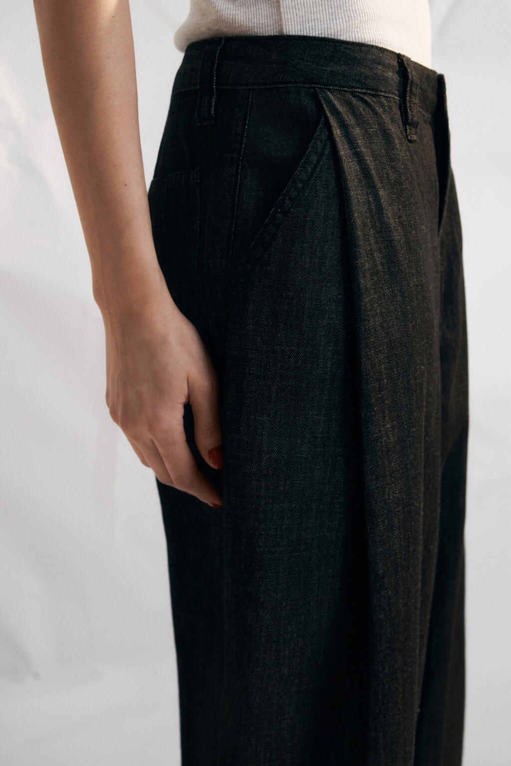 Джинсы-баллоны со средней посадкой и складками - цвет черный - 7