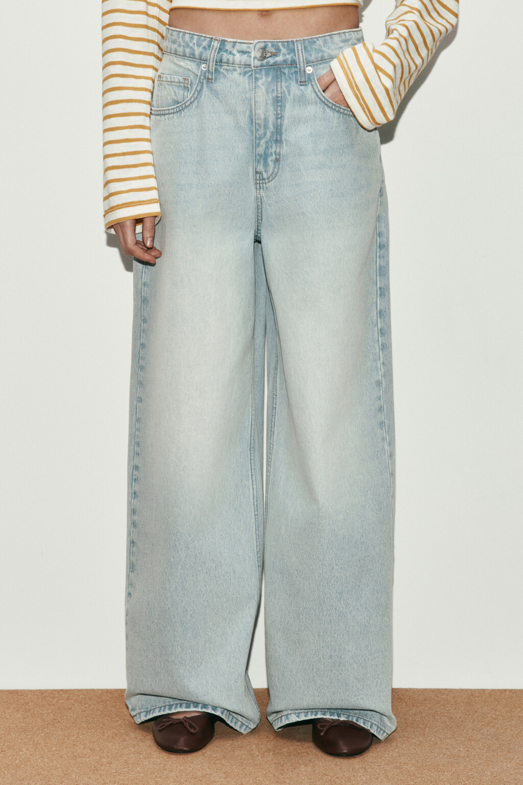 Джинсы wide leg с высокой посадкой - цвет голубой - 2