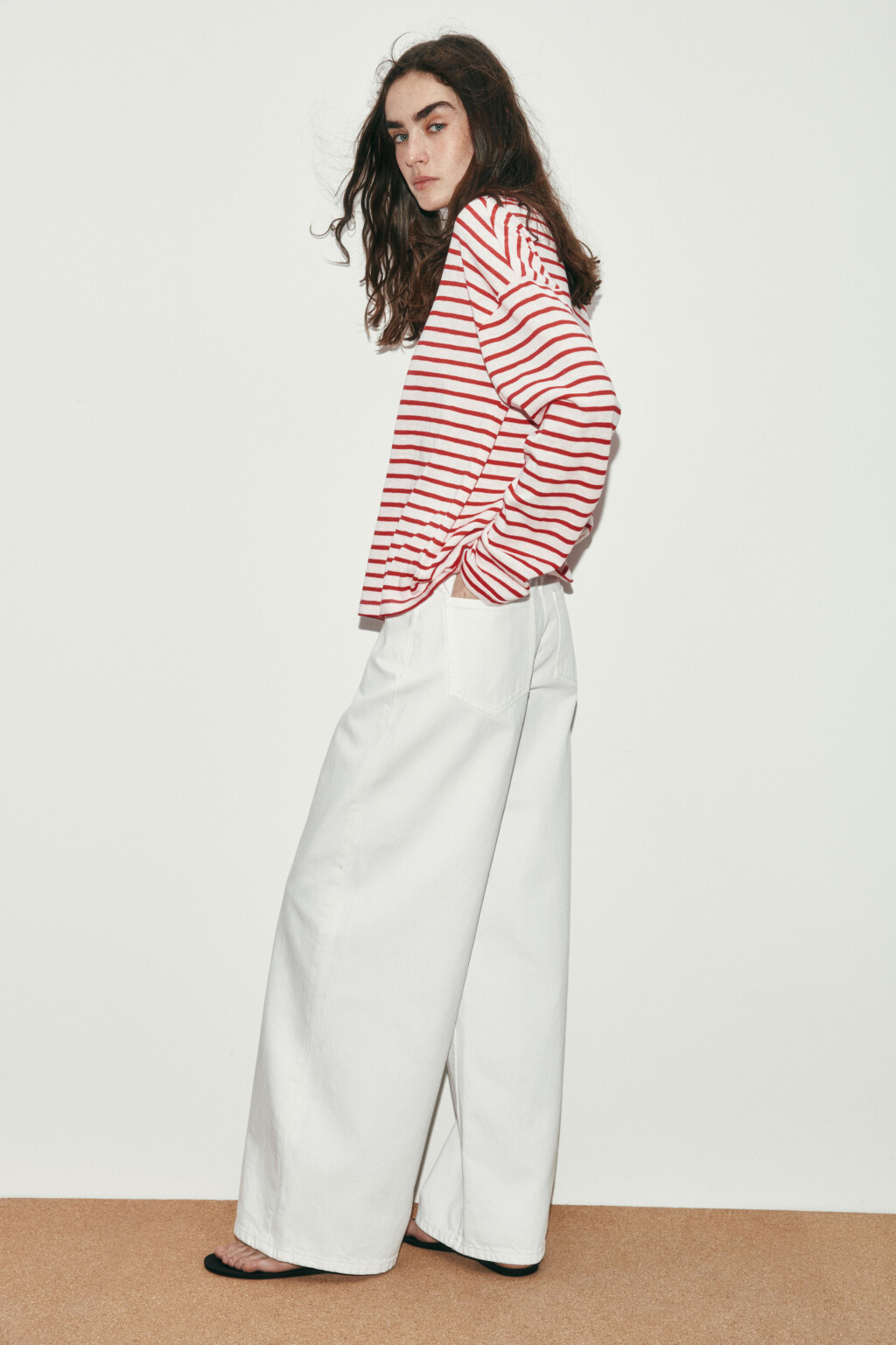 Джинсы wide leg с высокой посадкой - цвет белый - 1