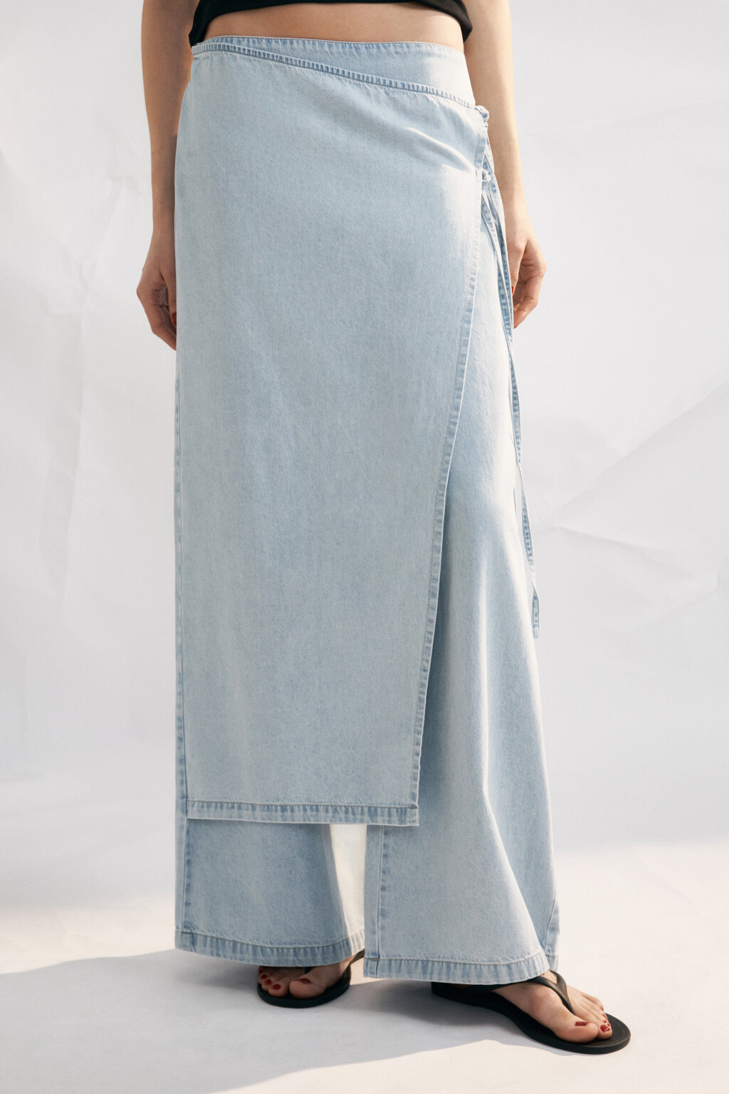 Джинсы wide leg с фартуком на завязках - цвет голубой - 2