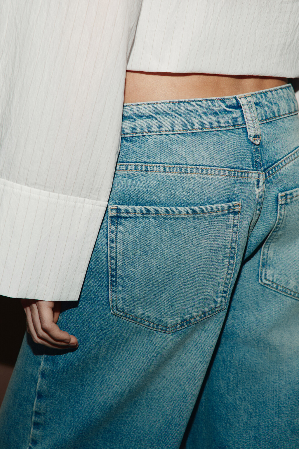 Джинсы широкие со средней посадкой - цвет голубой - 6