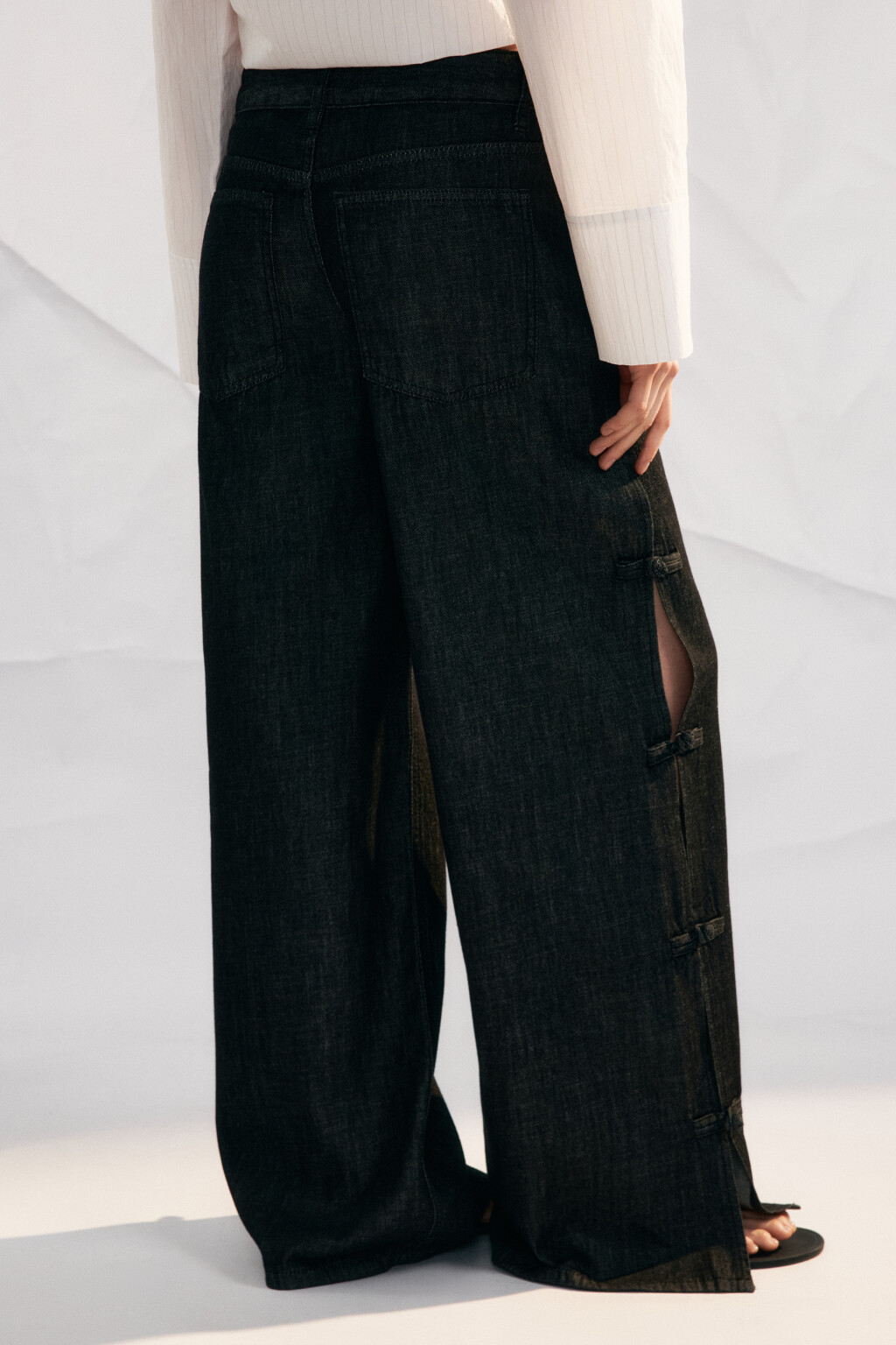 Джинсы широкие со средней посадкой в китайском стиле - цвет черный - 4