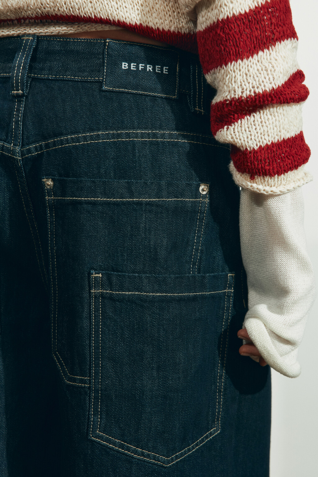 Джортсы с низкой посадкой и лиоцеллом - цвет синий - 6