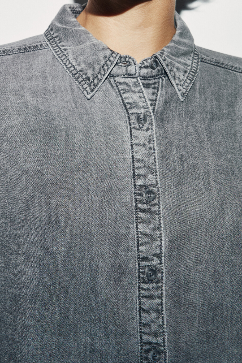 Рубашка-овершот прямая джинсовая из лиоцелла - цвет серый - 6