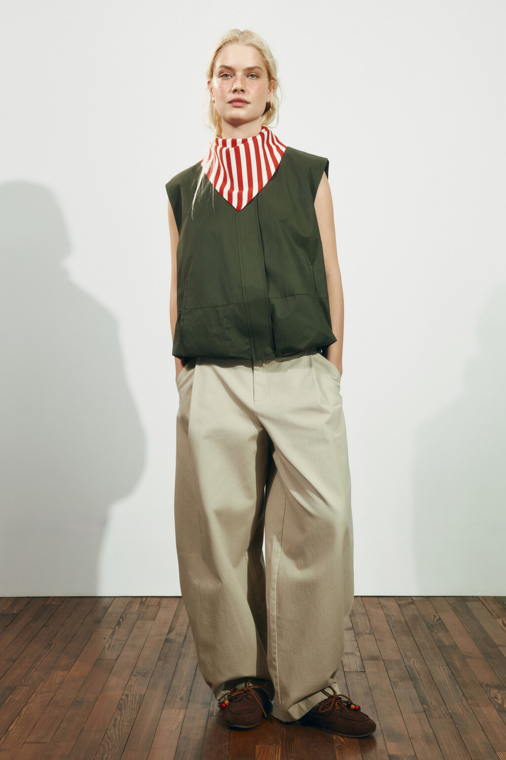 Жилет на молнии с круглым вырезом - цвет зеленый - 5