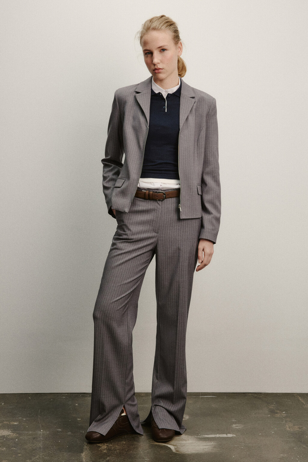 Пиджак приталенный на молнии в полоску - цвет серый - 4