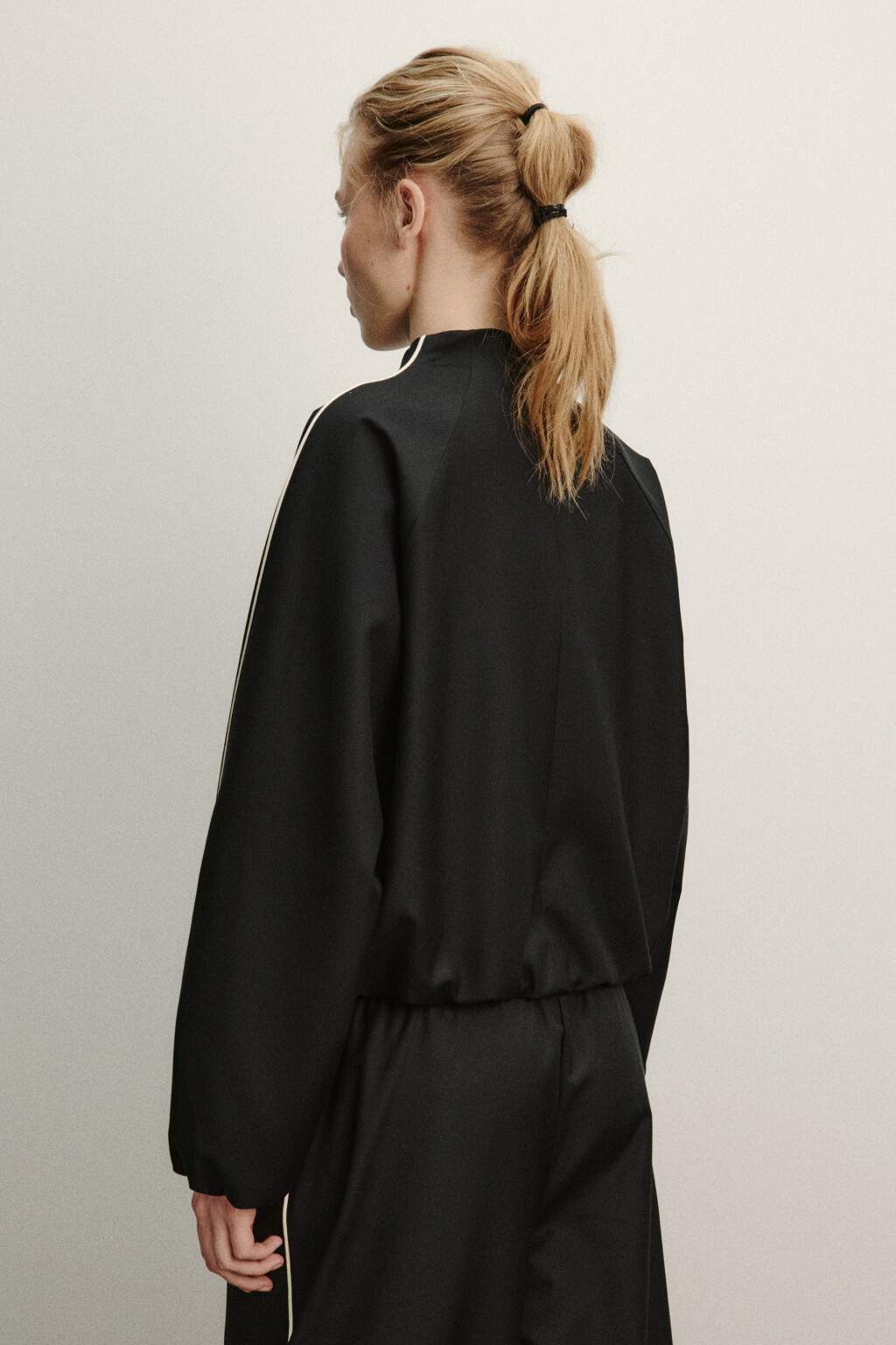 Худи-олимпийка с лампасами - цвет черный - 3