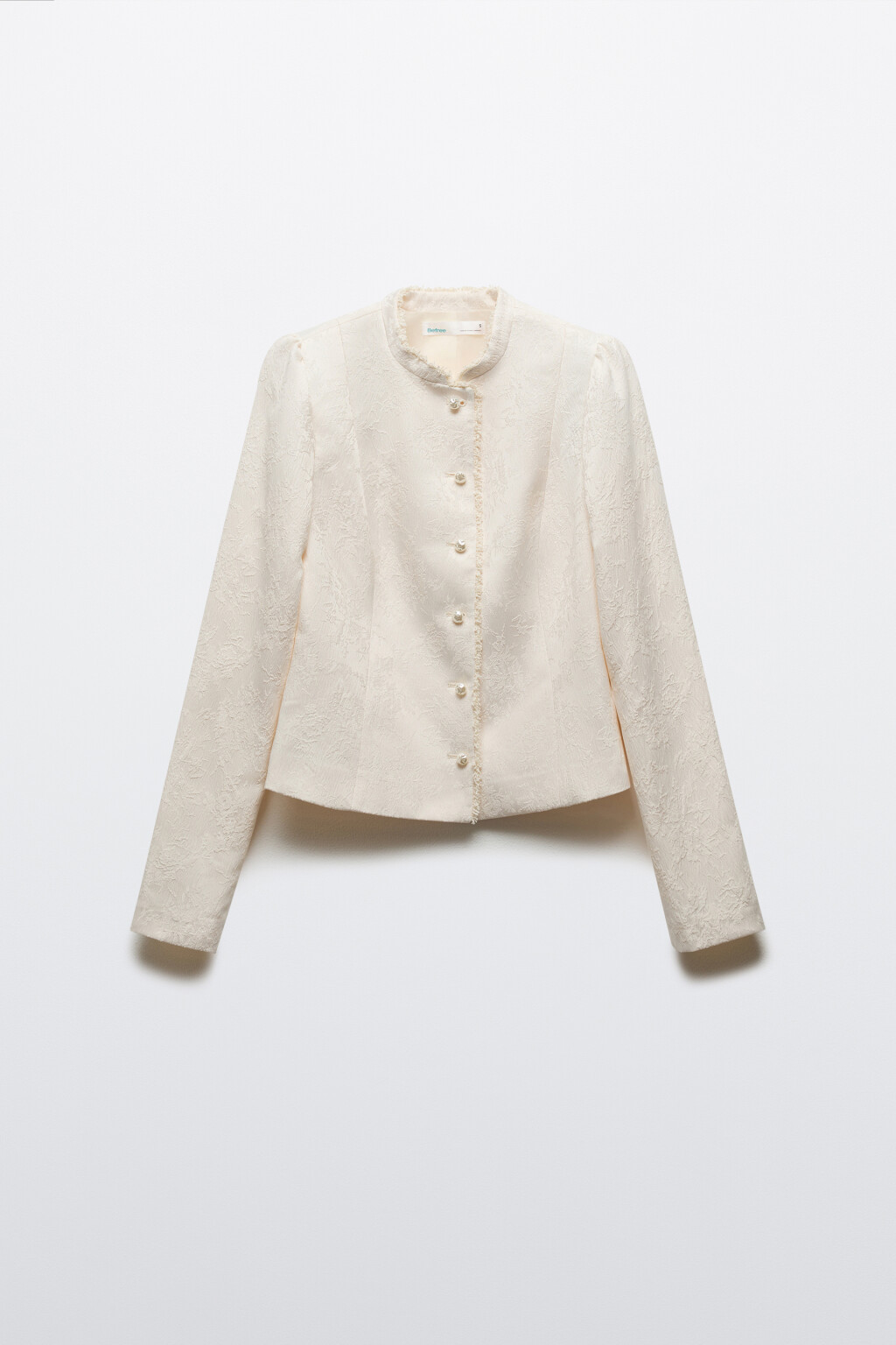 Жакет приталенный с ажурным узором - цвет молочный - 8