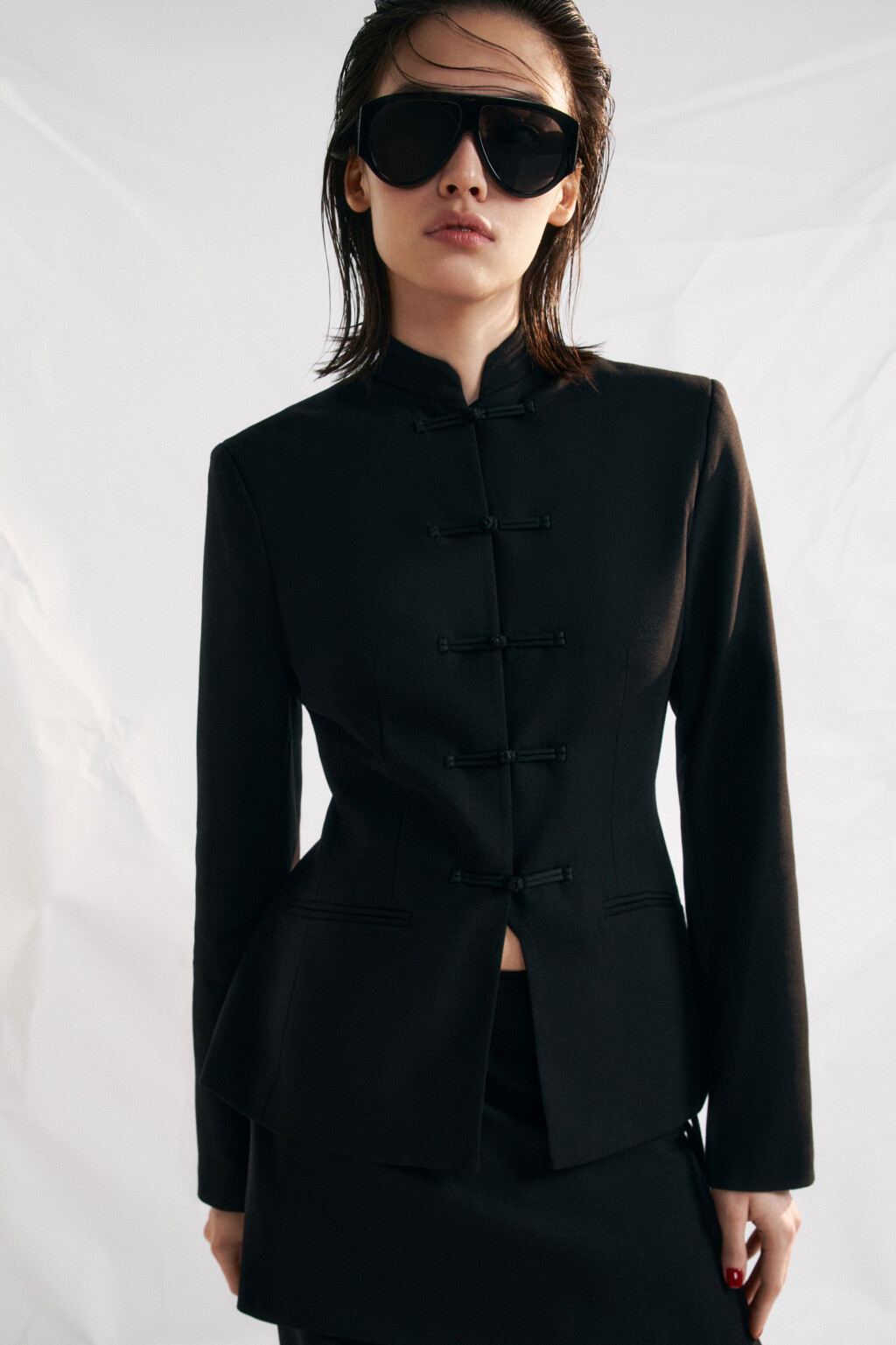 Жакет приталенный со льном - цвет черный - 1
