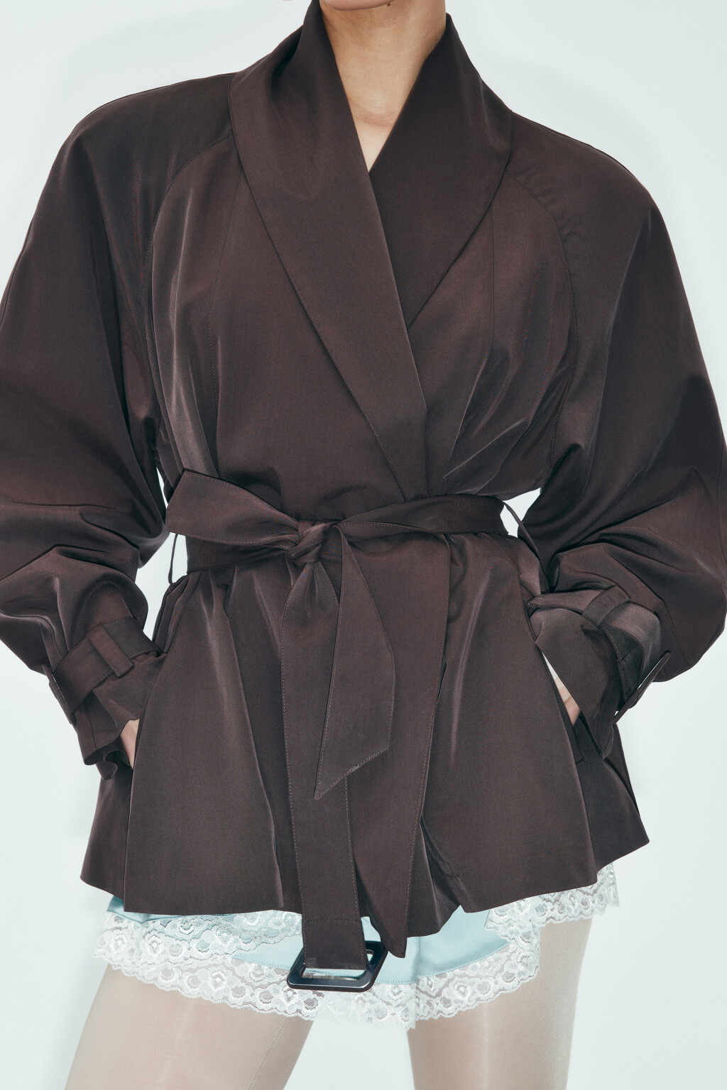 Пиджак вискозный с поясом - цвет коричневый - 3
