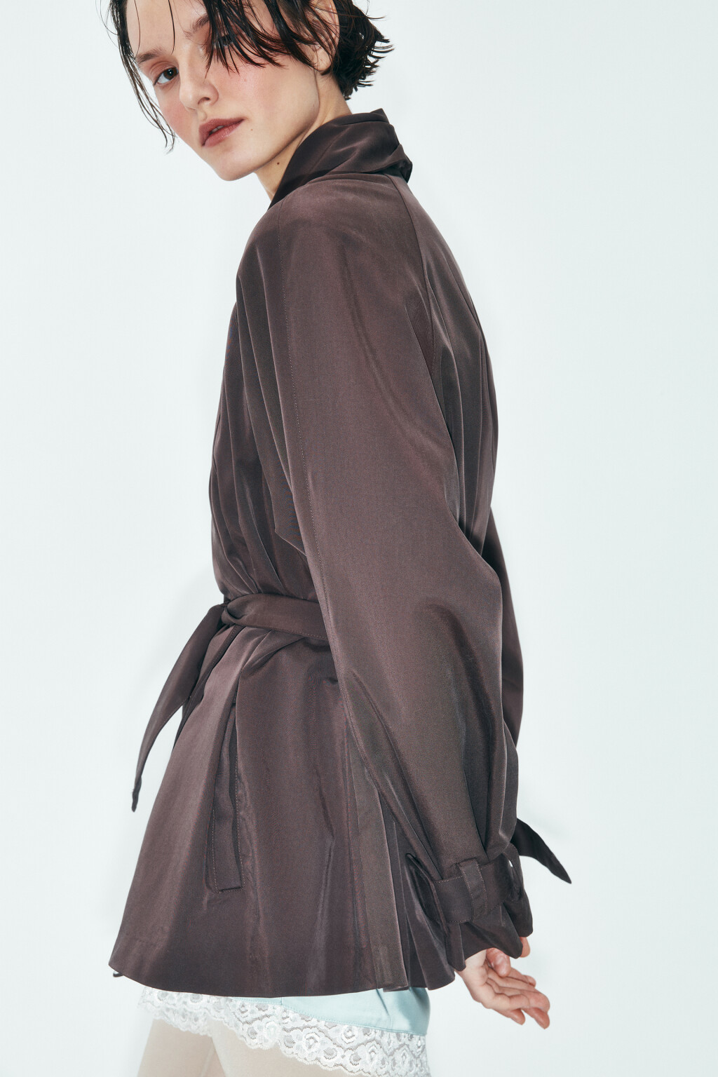 Пиджак вискозный с поясом - цвет коричневый - 7