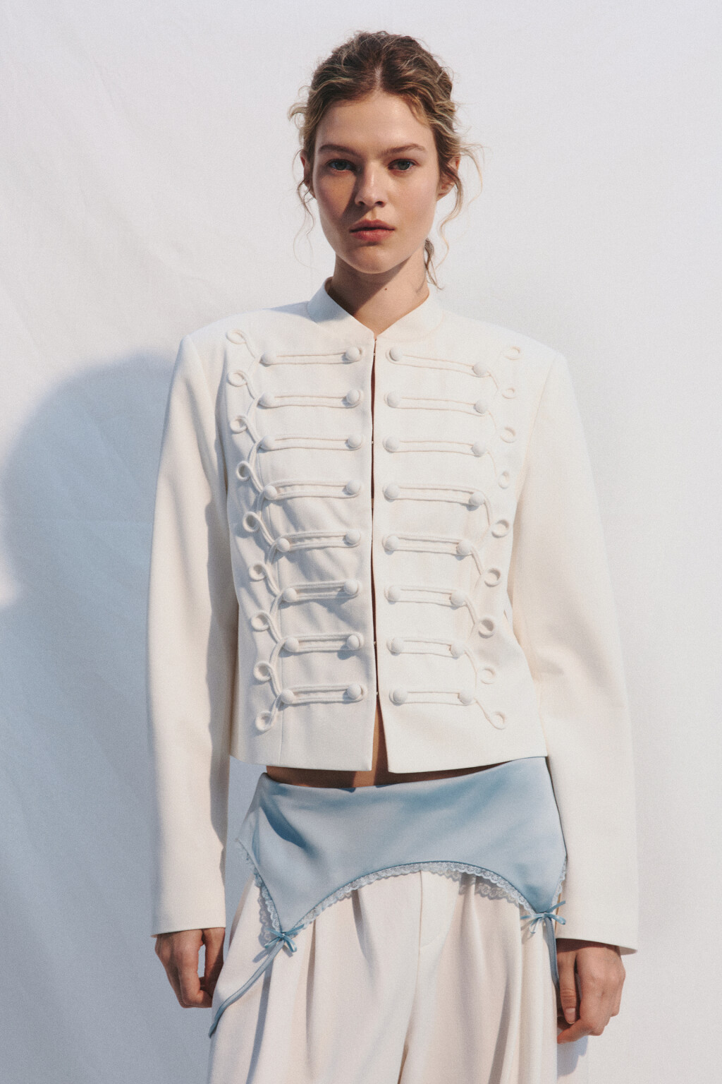 Жакет-доломан прямой с воротником-стойкой - цвет молочный - 3