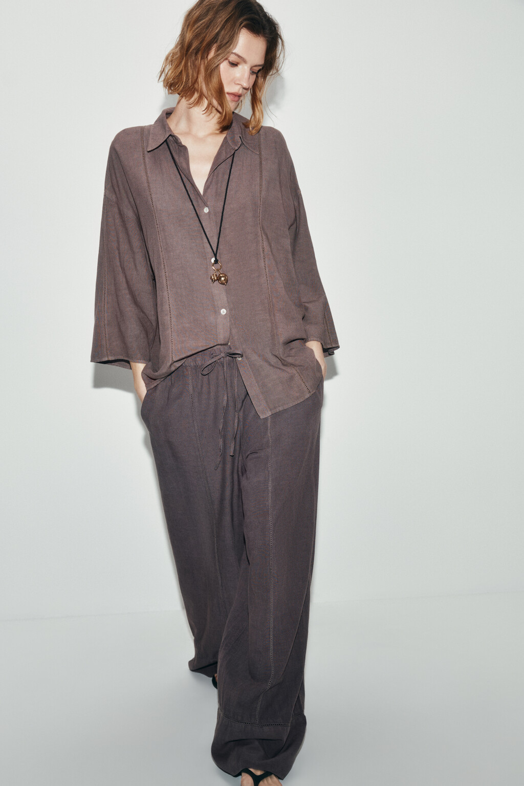 Брюки wide leg со средней посадкой и льном - цвет коричневый - 1