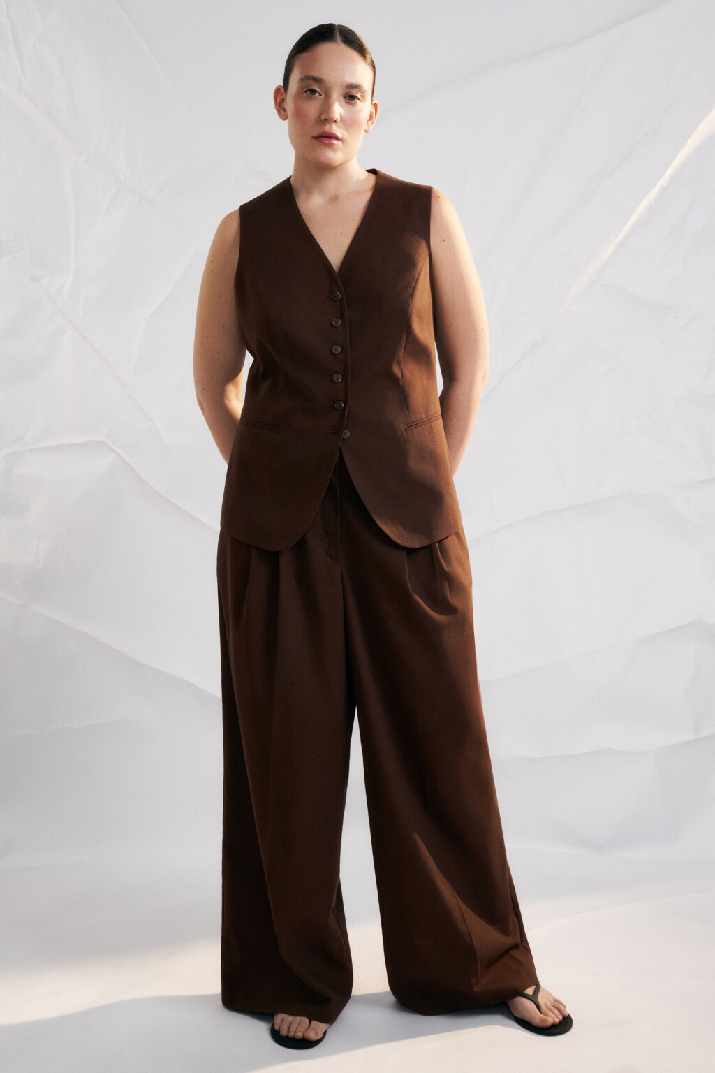 Брюки широкие костюмные с высокой посадкой - цвет коричневый - 1