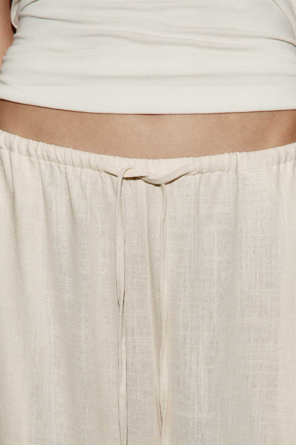 Брюки широкие вискозные на завязках со льном - цвет молочный - 5