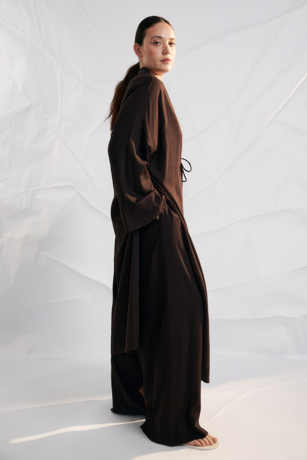 Брюки широкие вискозные на завязках со льном больших размеров - цвет коричневый - 1