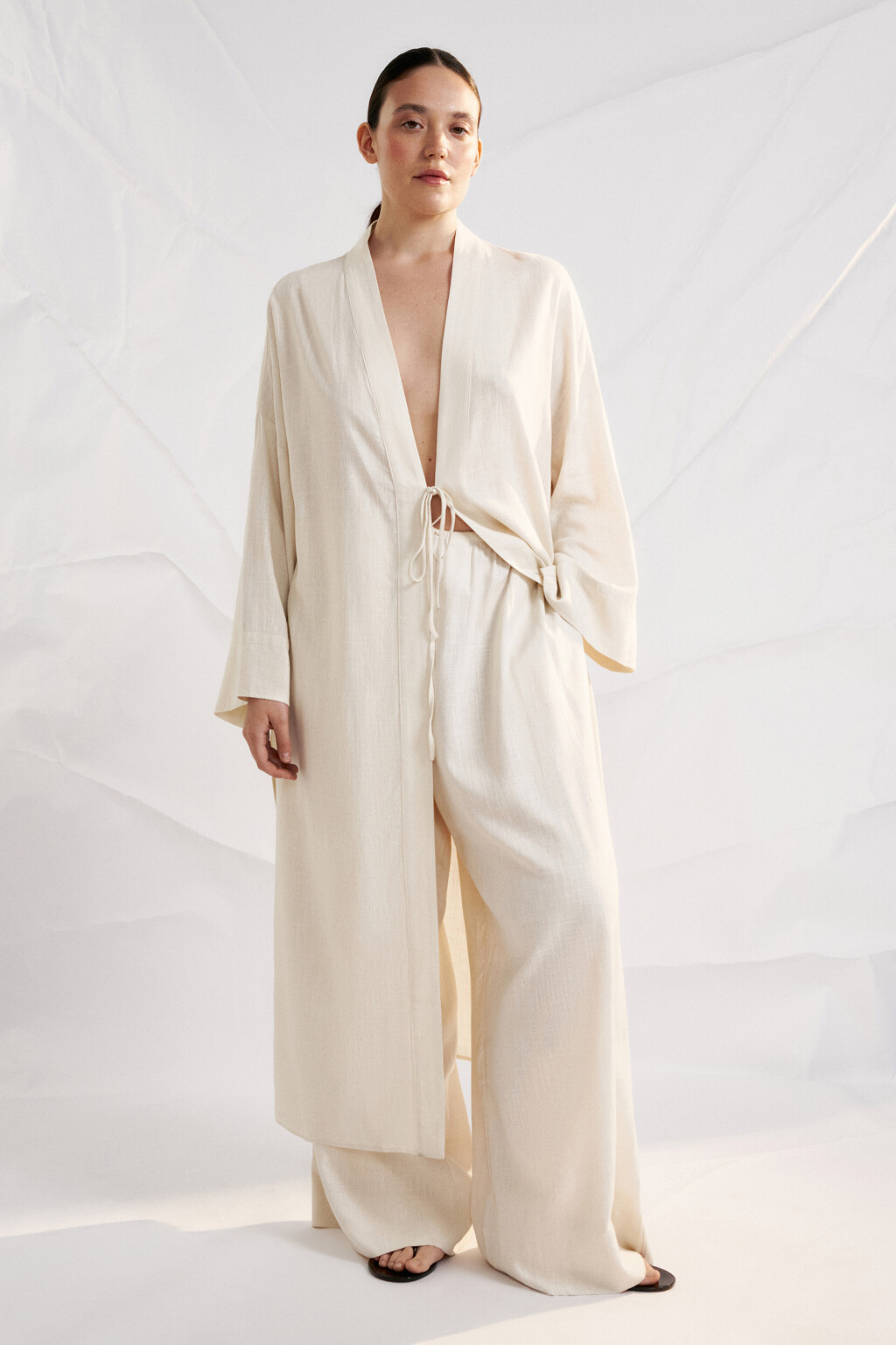 Брюки широкие вискозные на завязках со льном больших размеров - цвет молочный - 4