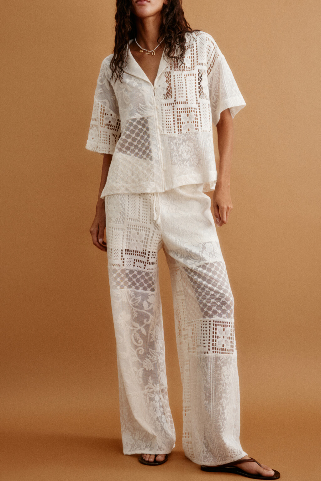 Брюки пэчворк широкие ажурные на завязках - цвет молочный - 1