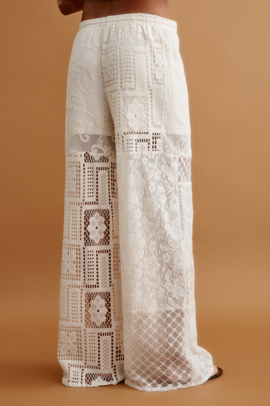 Брюки пэчворк широкие ажурные на завязках - цвет молочный - 3