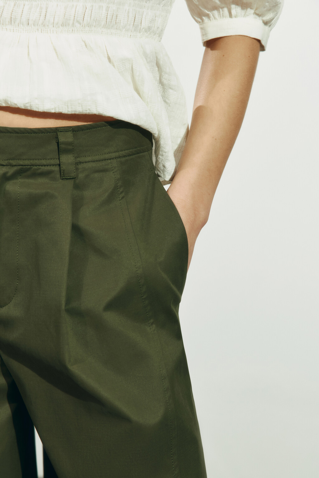 Брюки barrel fit со средней посадкой укороченные - цвет зеленый - 6