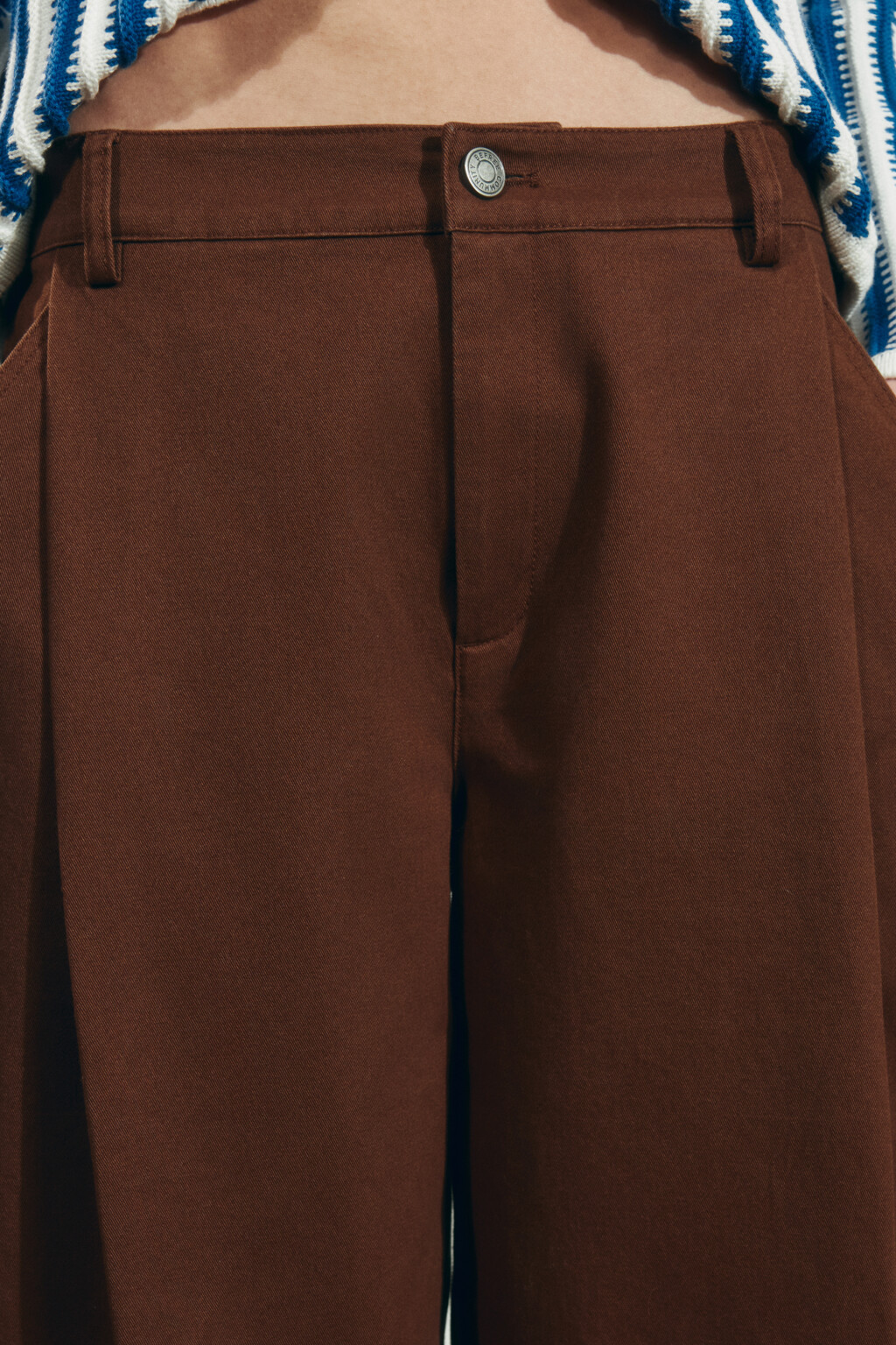 Брюки barrel fit костюмные со средней посадкой - цвет коричневый - 7