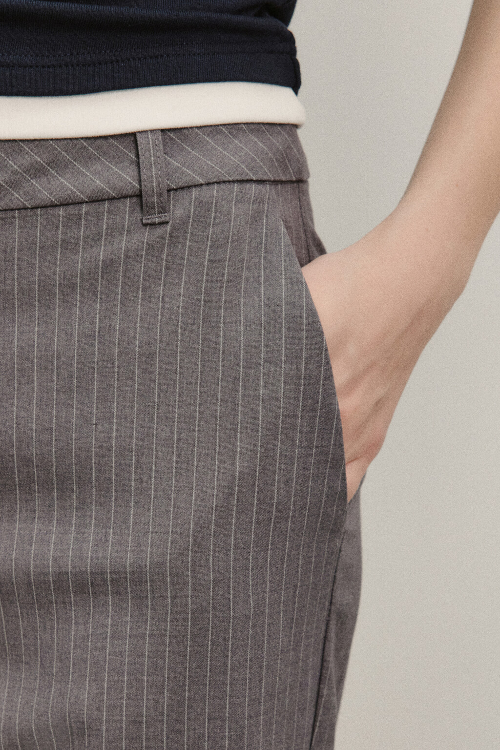 Брюки straight fit костюмные со средней посадкой - цвет серый - 7