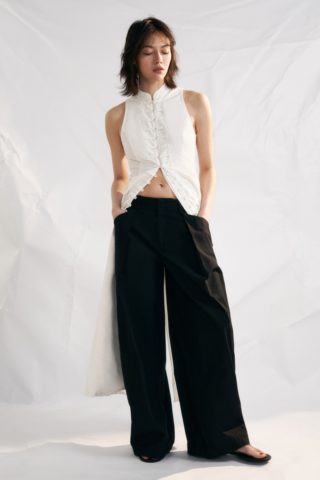 Брюки широкие хлопковые со средней посадкой - цвет черный - 4