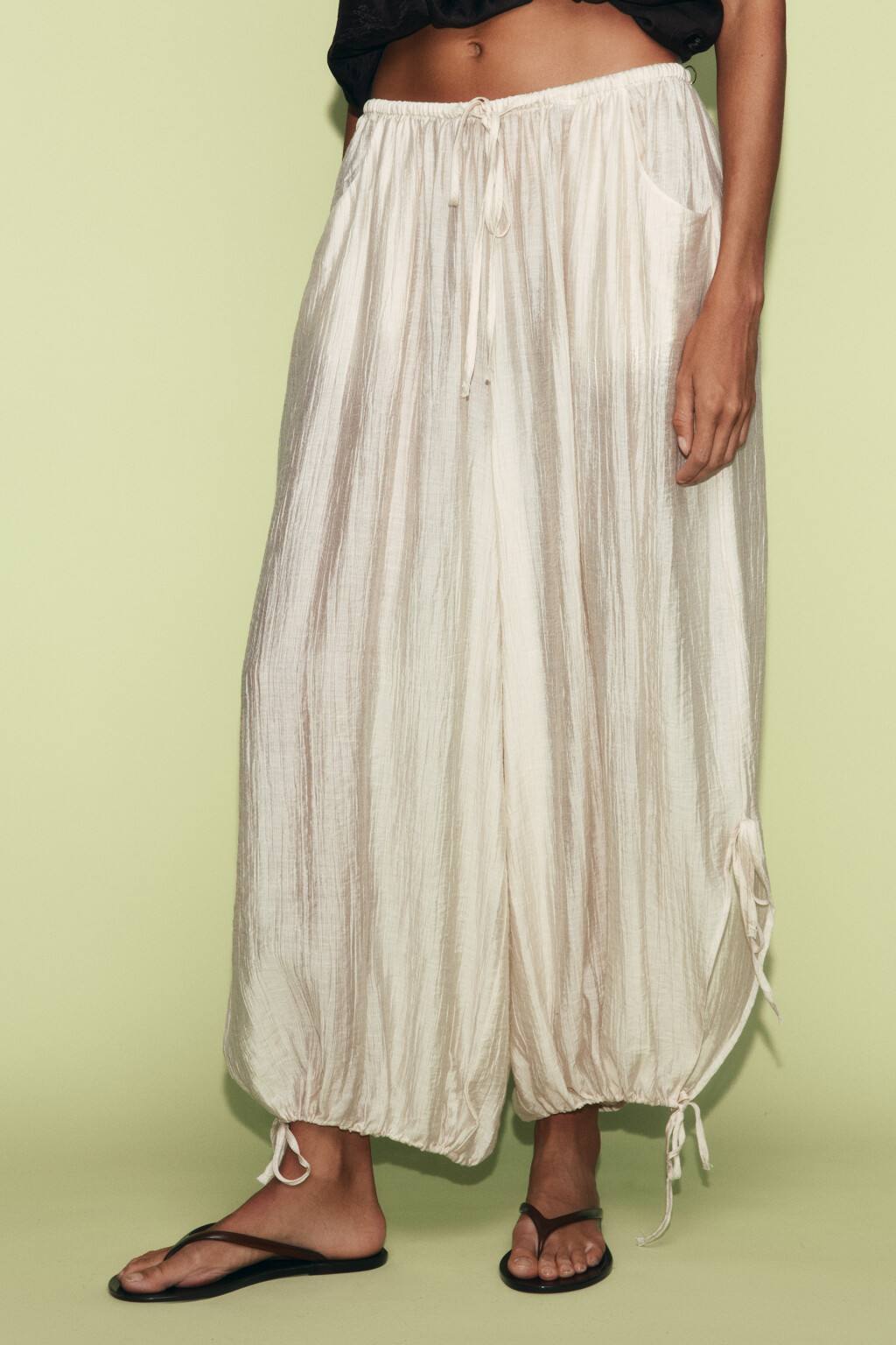 Брюки-аладдины из тенсела на завязках - цвет молочный - 2