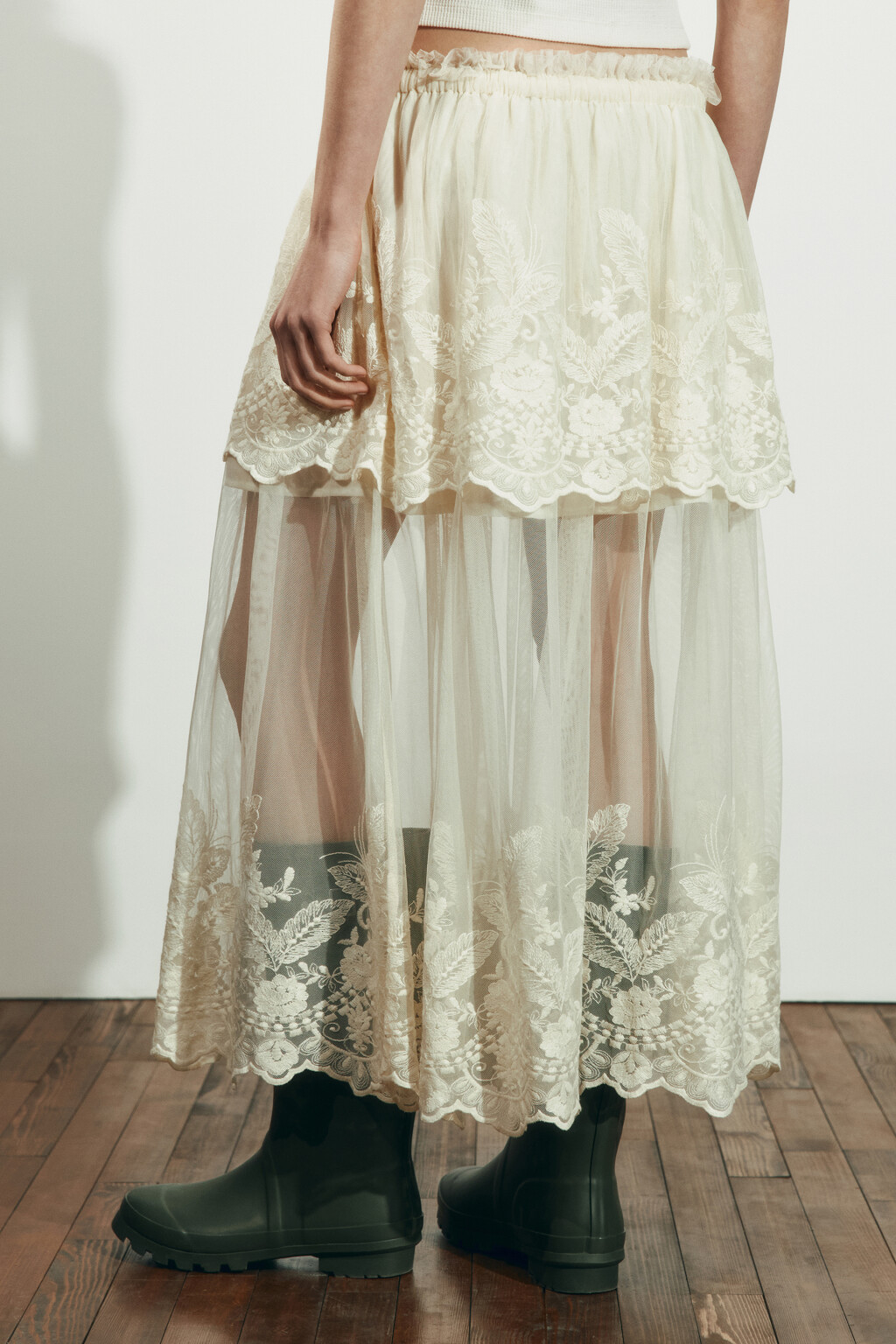 Юбка-трапеция миди двухслойная с узором - цвет молочный - 5