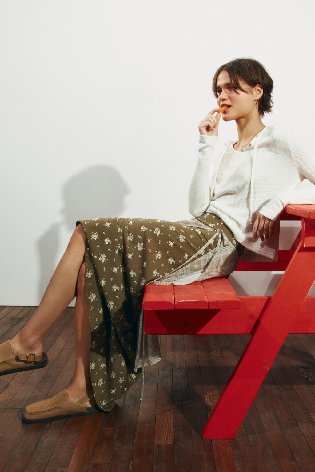 Юбка миди с цветочным принтом и фартуком на запах - цвет зеленый - 2