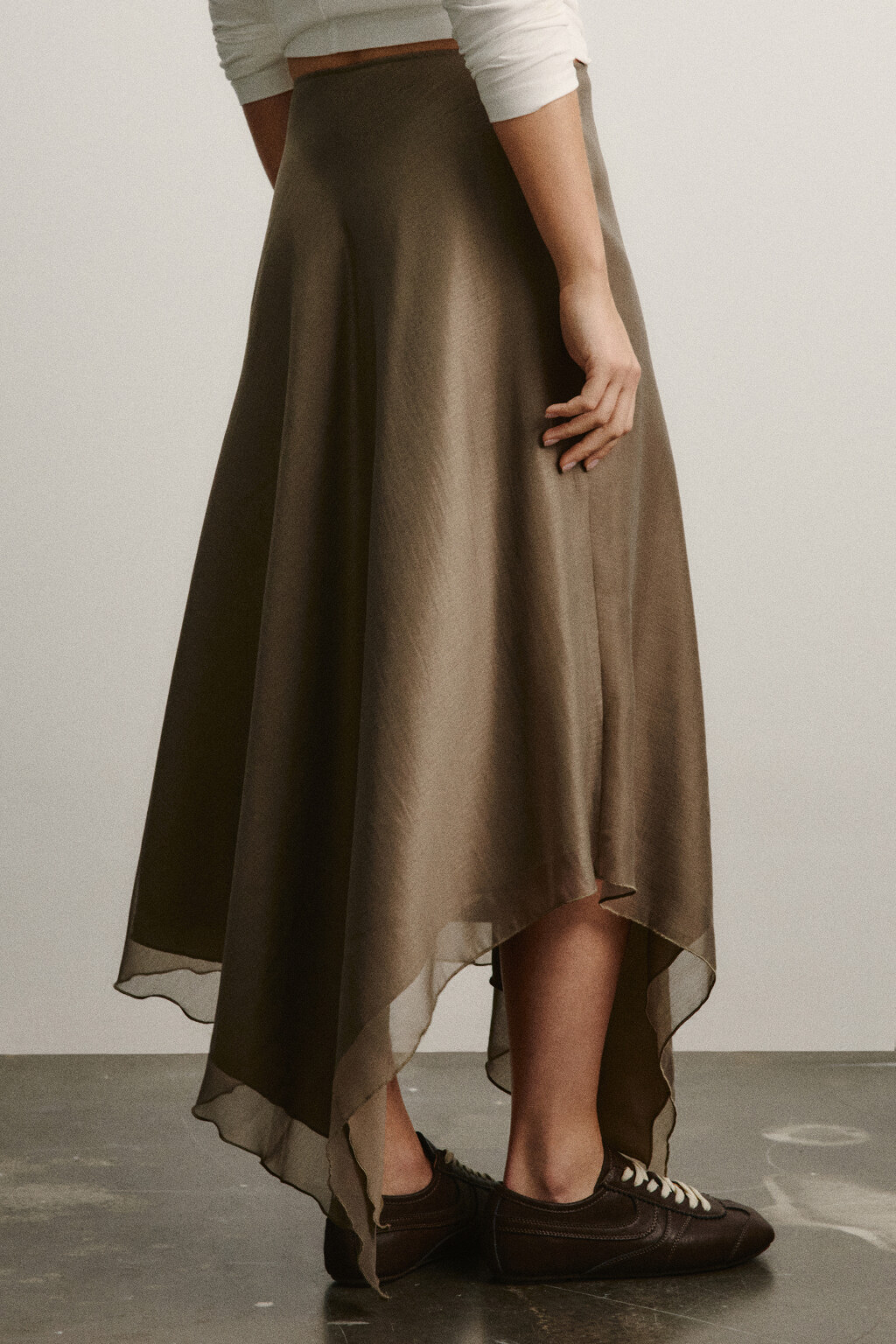 Юбка миди асимметричная со средней посадкой - цвет бежевый - 3