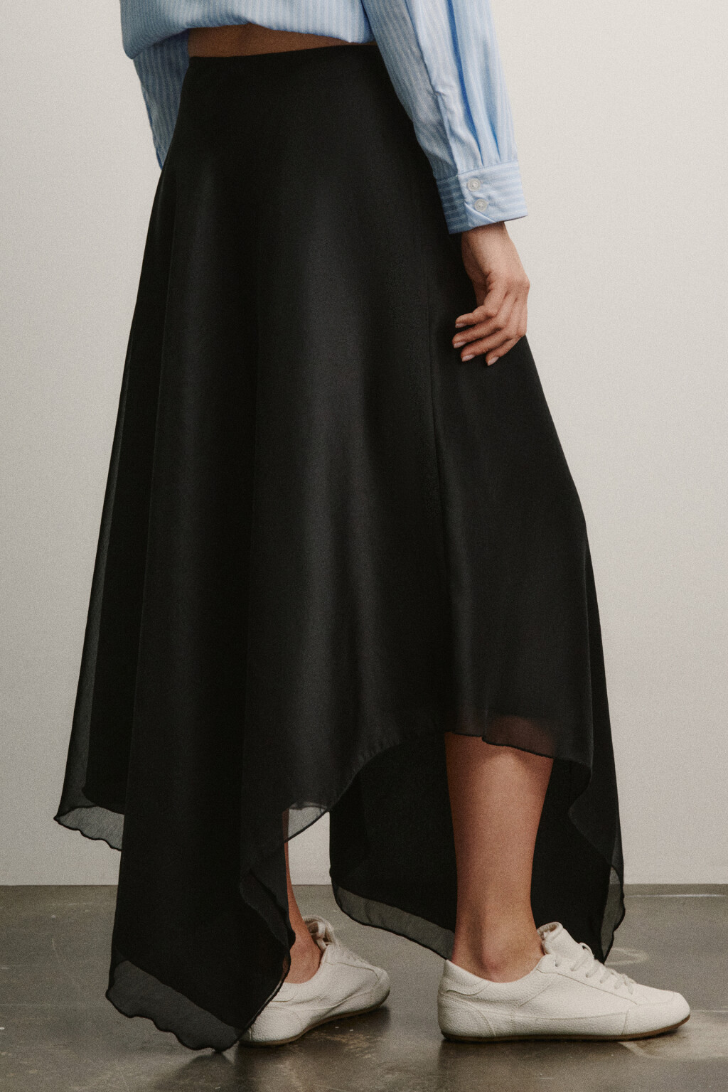 Юбка миди асимметричная со средней посадкой - цвет черный - 3