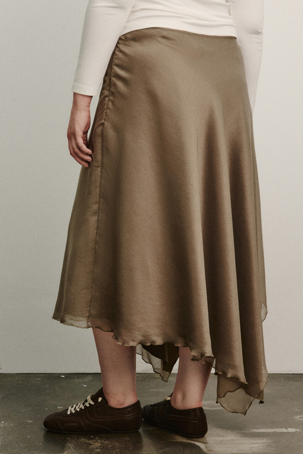 Юбка миди асимметричная со средней посадкой - цвет бежевый - 3