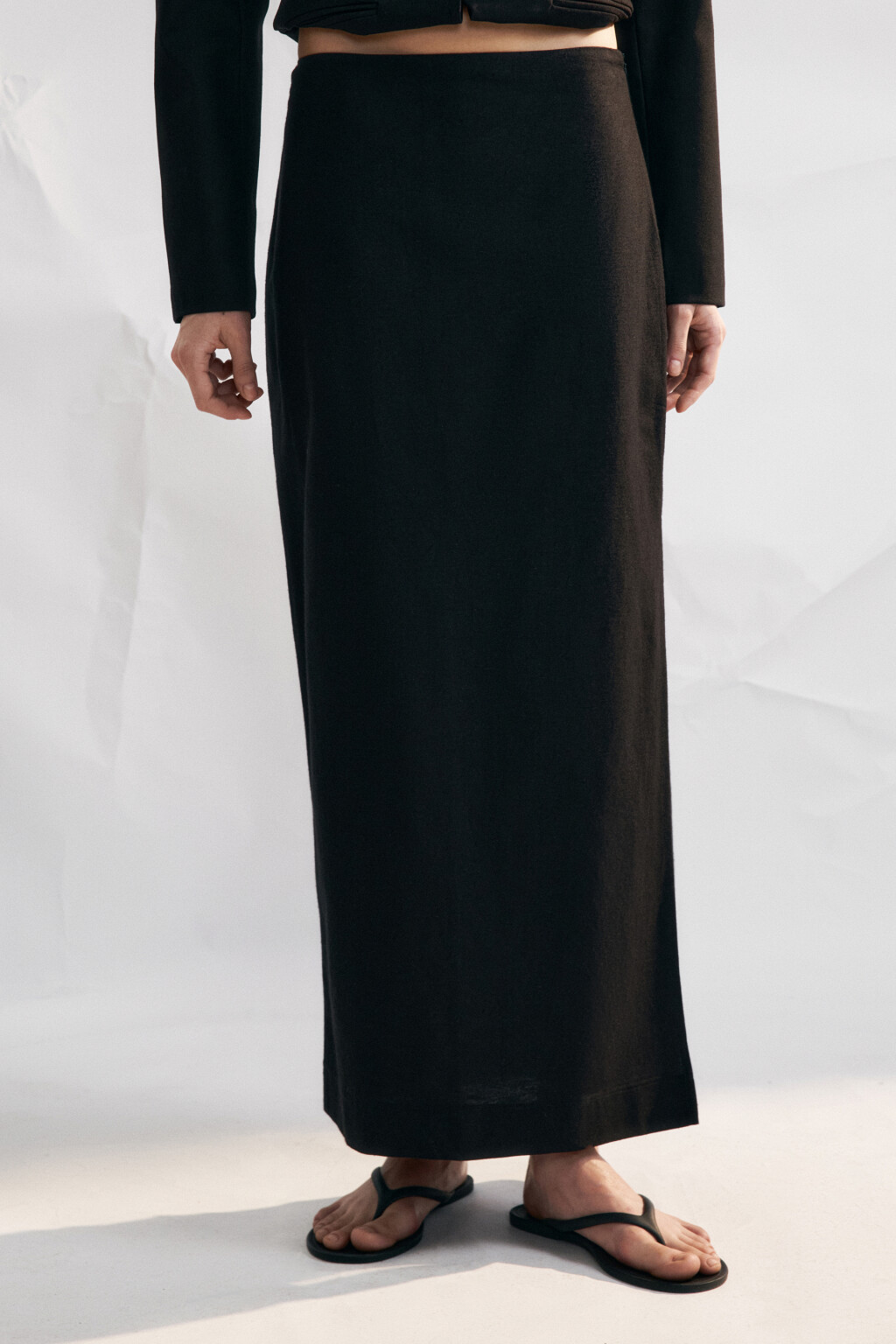 Юбка прямая макси хлопковая с разрезом - цвет черный - 2