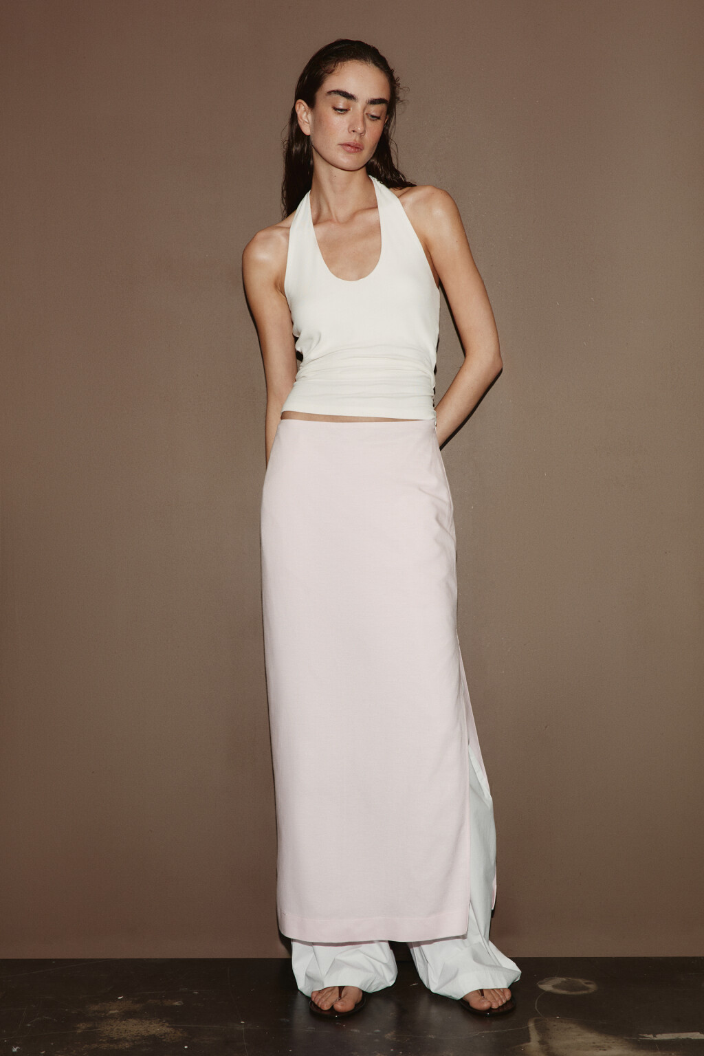 Юбка прямая макси хлопковая с разрезом - цвет розовый - 4