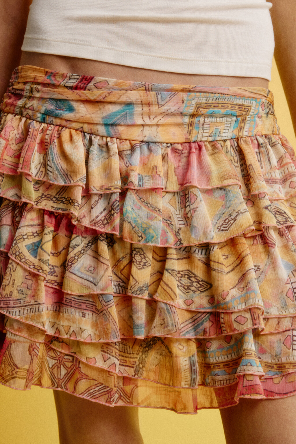 Юбка-шорты мини многоярусная и принтом - цвет мультиколор - 5