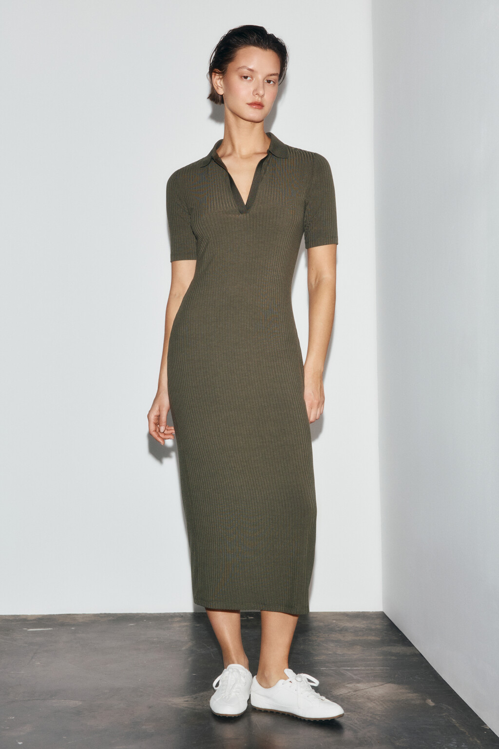 Платье-поло миди в рубчик - цвет зеленый - 2